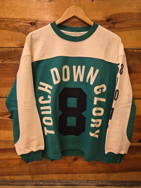 Sweater Touchdown - Concept Racer