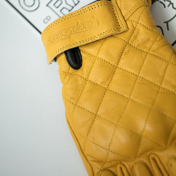 Guantes Amarillos "The King of Cool" Gloves Yellow - Concept Racer